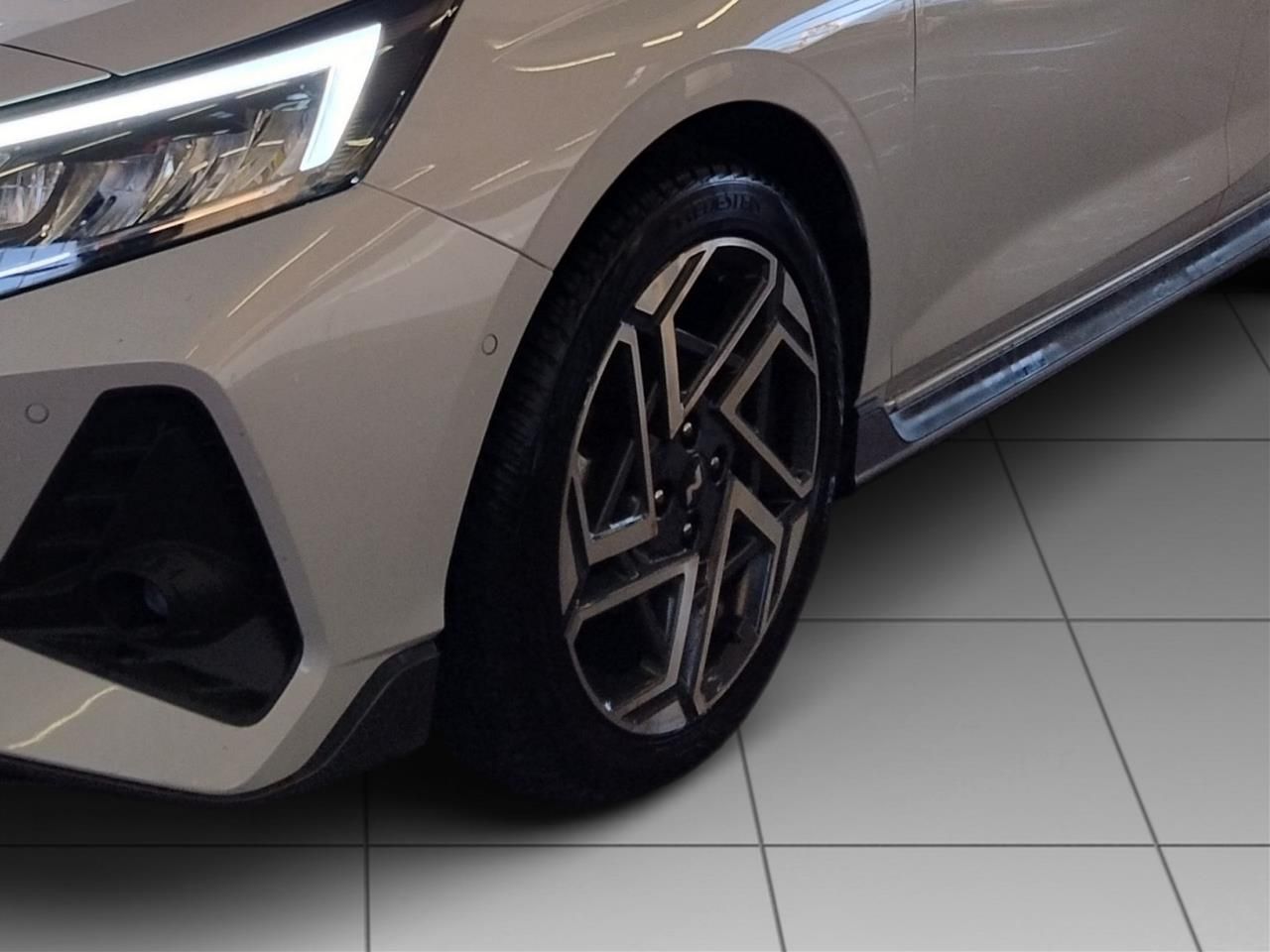 Fahrzeugabbildung Hyundai i20 1.0T DCT N-LINE BOSE*LED*LHZ*SHZ*CARPLAY*