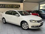 Volkswagen Passat Lim. BlueMotion 1,6 TDI/Bi-Xenon/BT/Navi - Volkswagen Passat: TDI Bluemotion