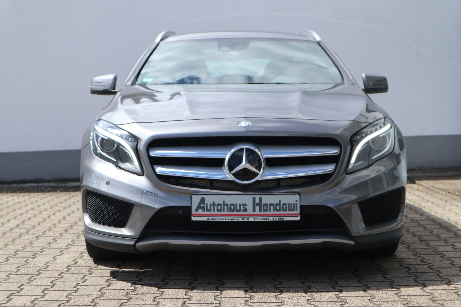 Mercedes-Benz GLA 250 4Matic AMG/Navi/Leder/BiXenon/PDC