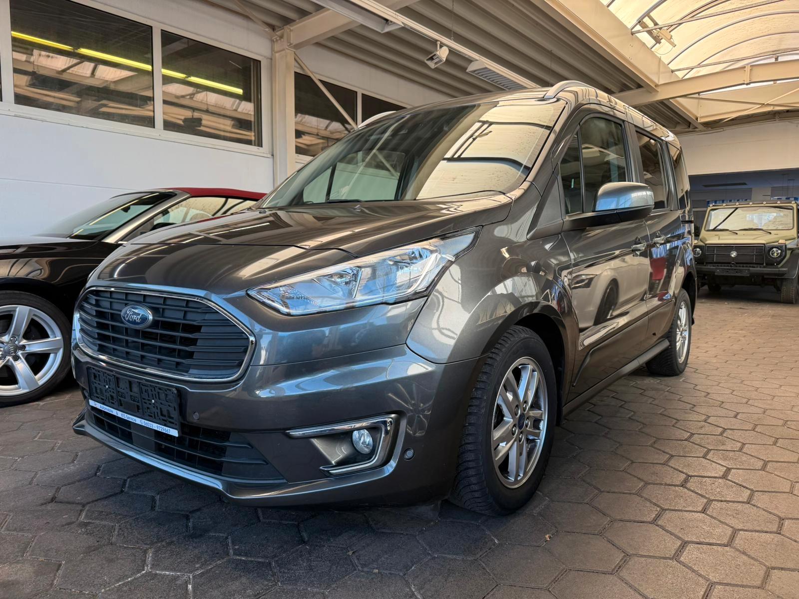 Ford Tourneo Connect Titanium/Pano/Kamera