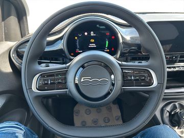 Fiat 500 HYBRID ICON Kam.+SHZ+ACC+LM+PDC+SpurH+KlimaA