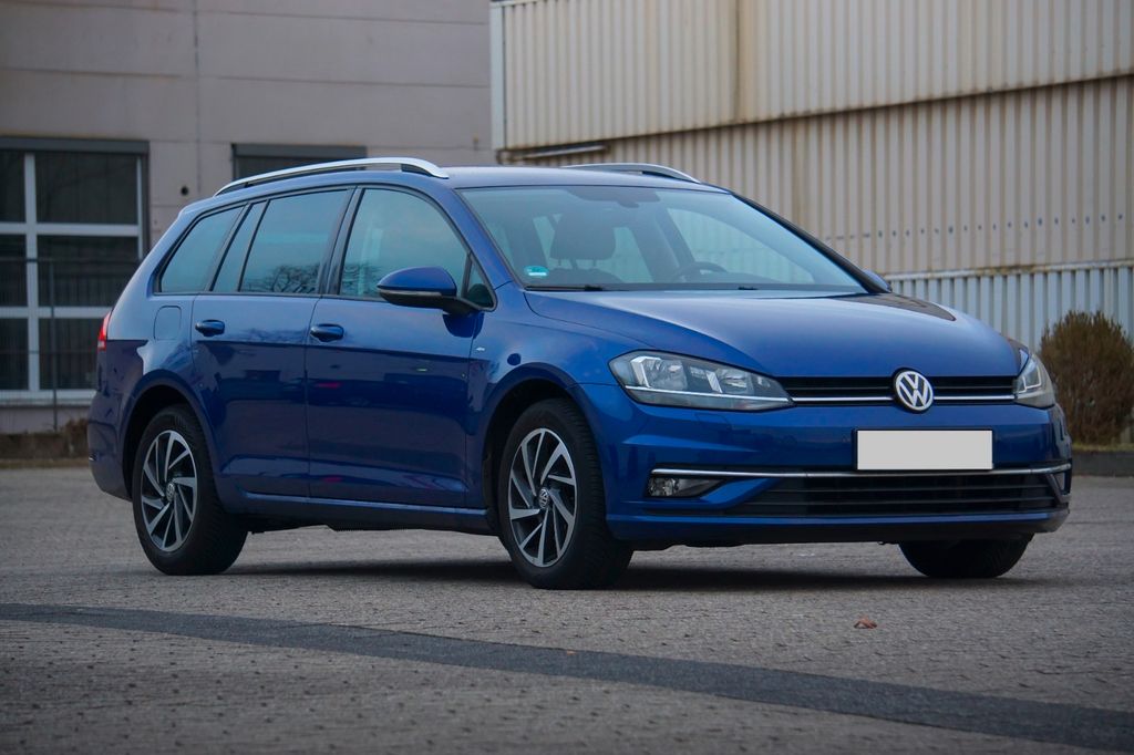 Image of Volkswagen Golf