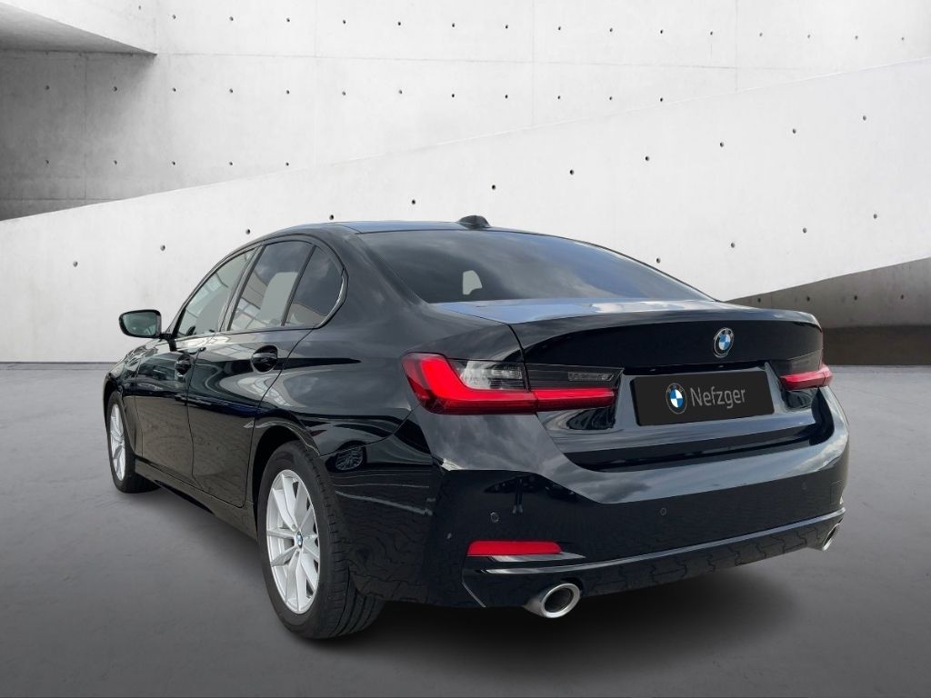 BMW 320 d Limousine Navi Ambiente Lordose AHK foto 3