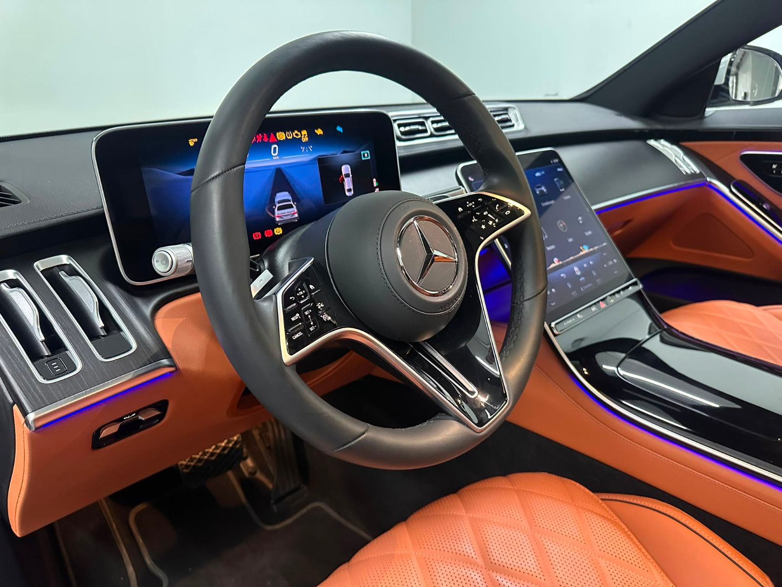 Fahrzeugabbildung Mercedes-Benz S 350 d 4MATIC *MANUFAKTUR*PANO*AHK*