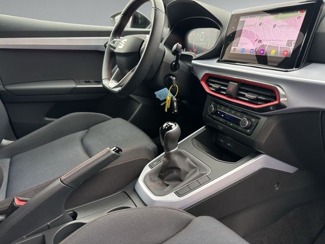 Arona 1.0 TSI FR LED+NAVI+AHK+GRA+SHIZ+EINPARKH.