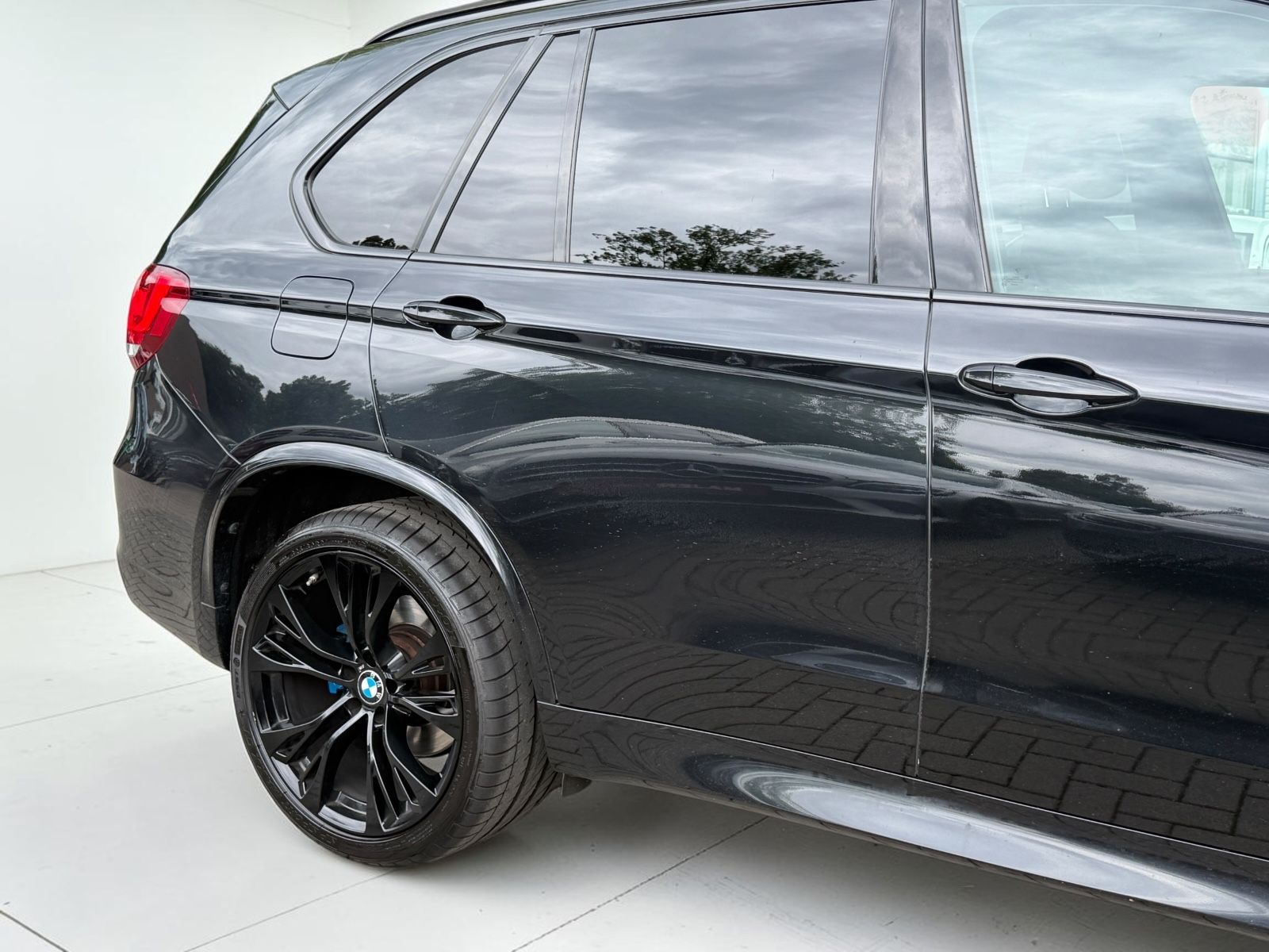 BMW X5 xDrive50 M-Sport*PANO*LEDER*B&O*HUD*360°SOFTC foto 7