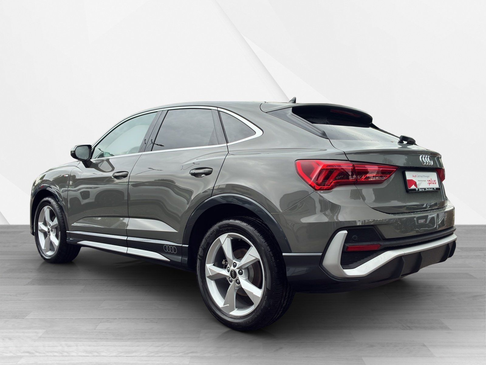 Fahrzeugabbildung Audi Q3 Sportback S line 35 TFSI AHK,LED,Navi,PDC,LM