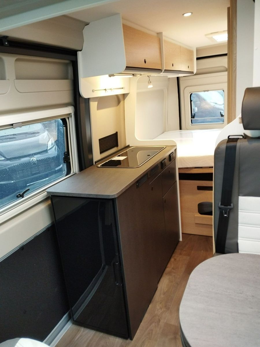 Fahrzeugabbildung Sunlight Adventure Cliff 600 Automatik, Dörr Edition, LTE