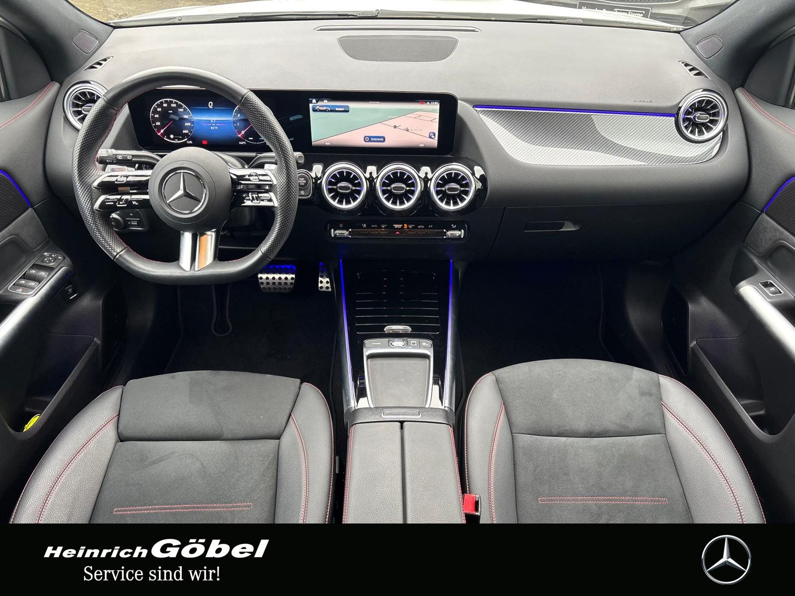 Fahrzeugabbildung Mercedes-Benz GLA 200 AMG*AHK*ADVANCED-SOUNDSYS*AMBIENTEBEL*