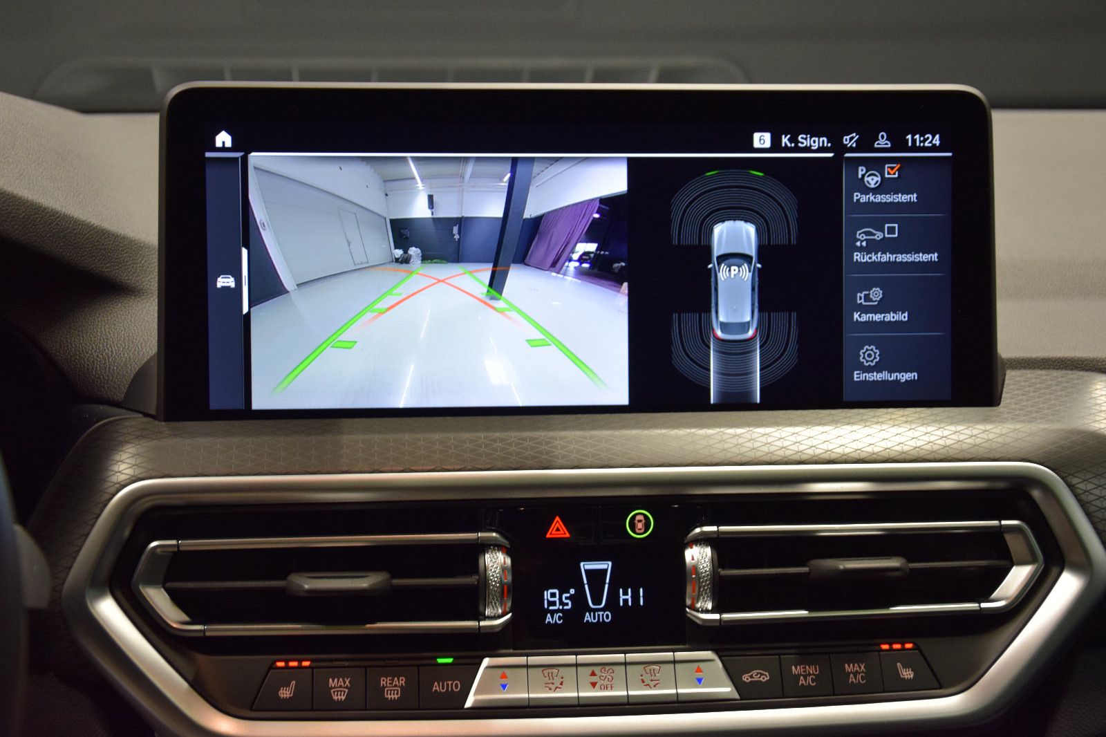 Fahrzeugabbildung BMW X4 xDrive 30 i M Sport ACC Pano Leder Laser ACC
