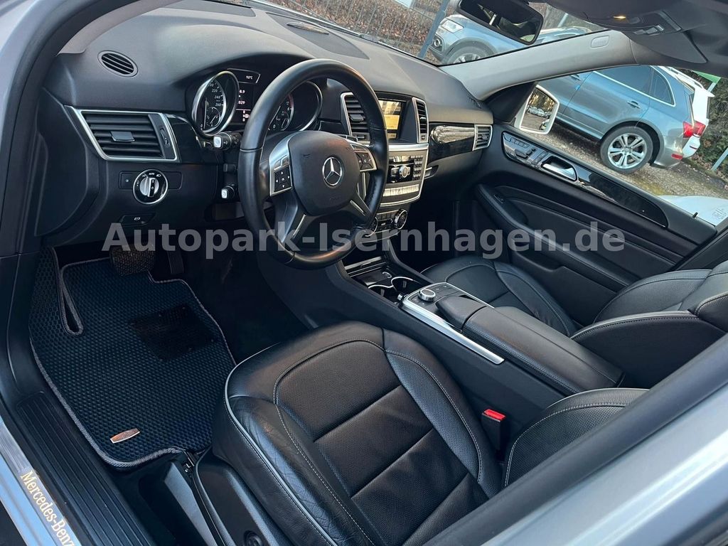 MERCEDES-BENZ ML 350 BlueTEC 4MATIC*Keyless*4xSZH*Pano*RFK*VOL MERCEDES-BENZ ML 350 BlueTEC 4MATIC*Keyless*4xSZH*Pano*RFK*VOL