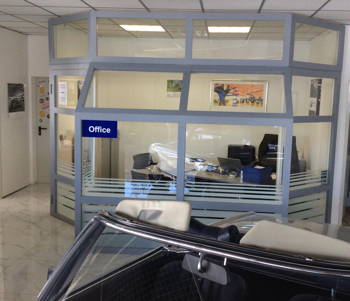 showroom-image-top