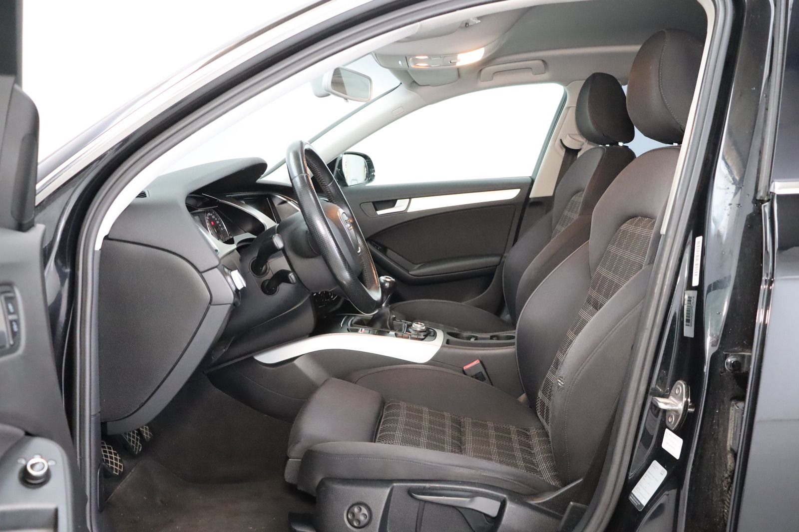 Fahrzeugabbildung Audi A4 1.8 TFSI Ambiente Avant