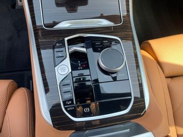 BMW X5 - 11