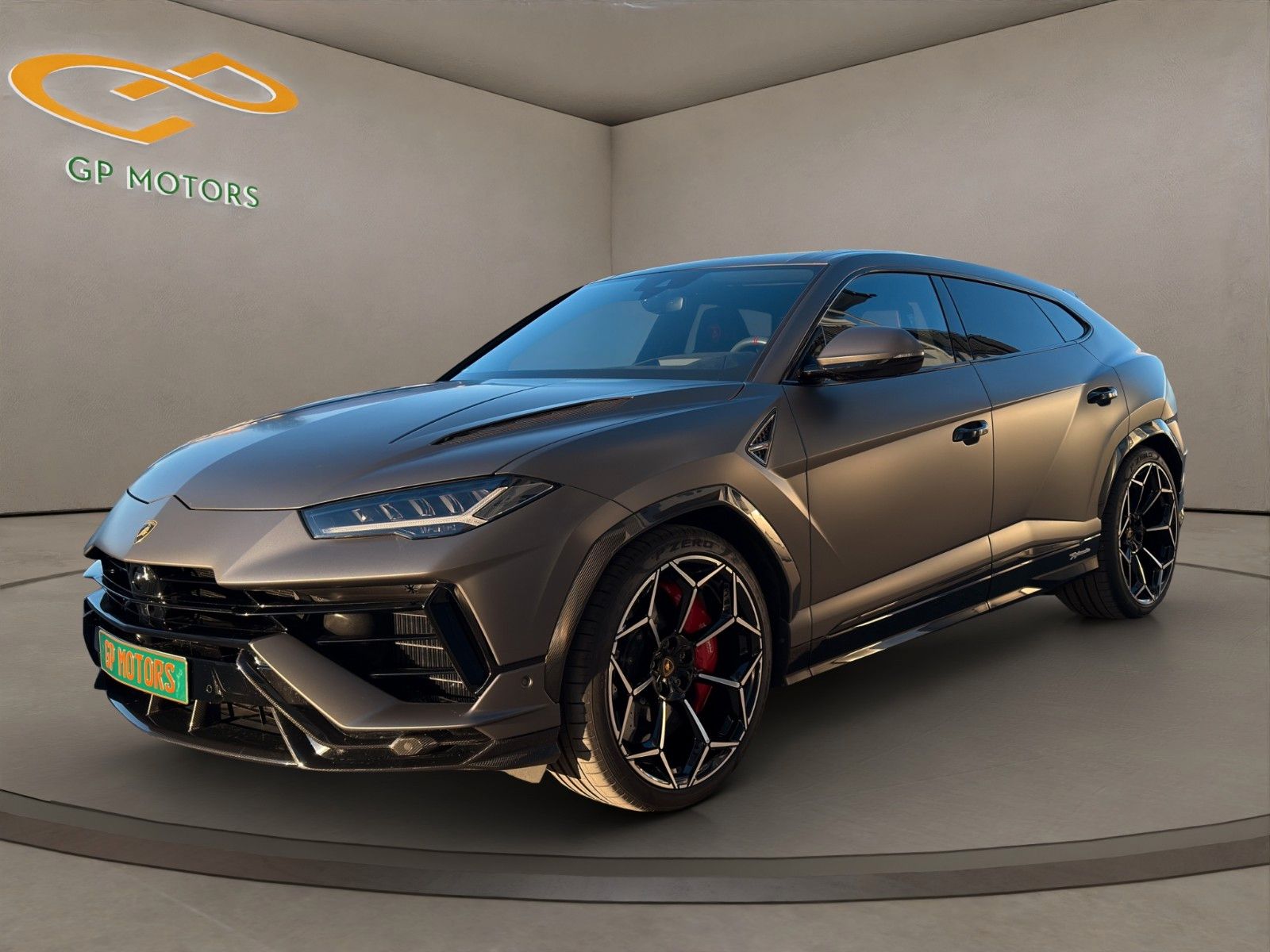 LAMBORGHINI Urus