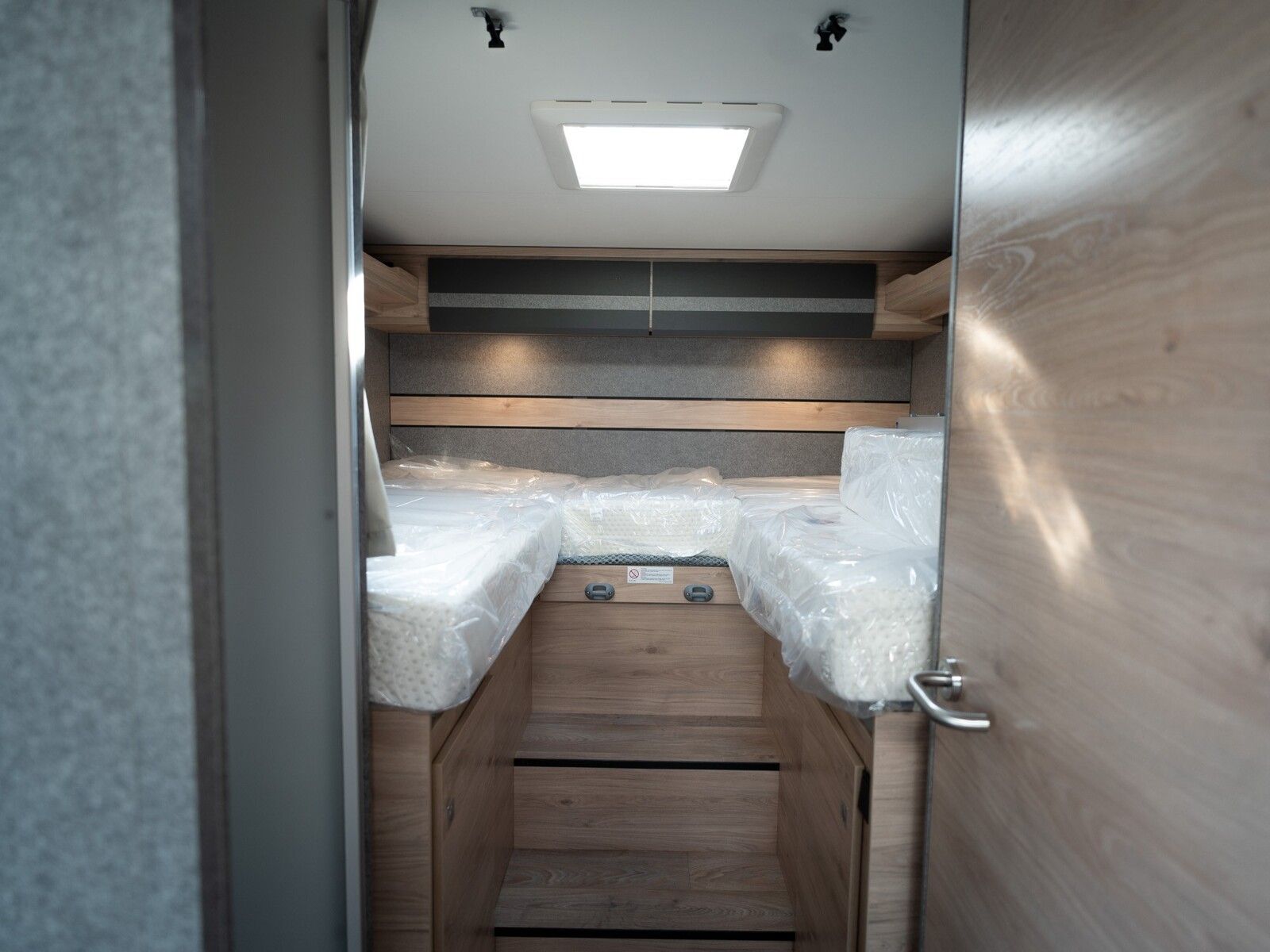 Fahrzeugabbildung Dethleffs Just Go Active T 7055 EBL Assistenz+Active Paket