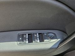Fahrzeugabbildung Captur II Techno E-TECH Plug-in 160