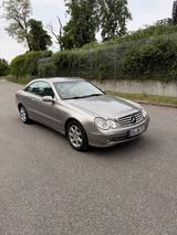 Mercedes-Benz CLK 270 CDI ELEGANCE - mit Diesel-Antrieb: Coupe, Gold