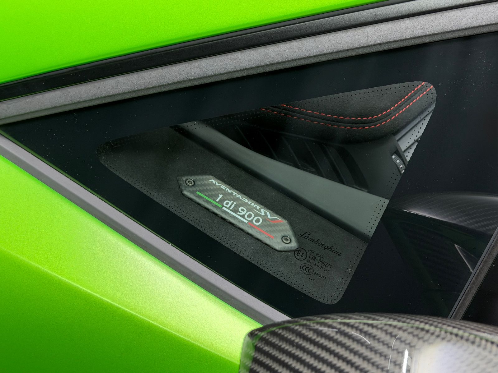 Fahrzeugabbildung Lamborghini Aventador SVJ | FULL CARBON|LIFT|SENSONUM|PPF|