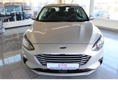 Fahrzeugabbildung Ford Focus Cool & Connect,Automatic,AHK,Kamera