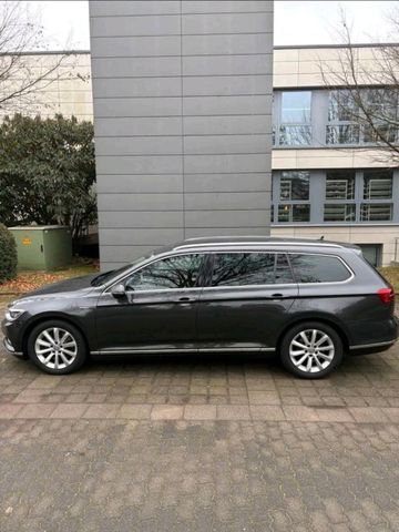 VW VW Passat Variant 2.0 TDI DSG 4MOT Highline