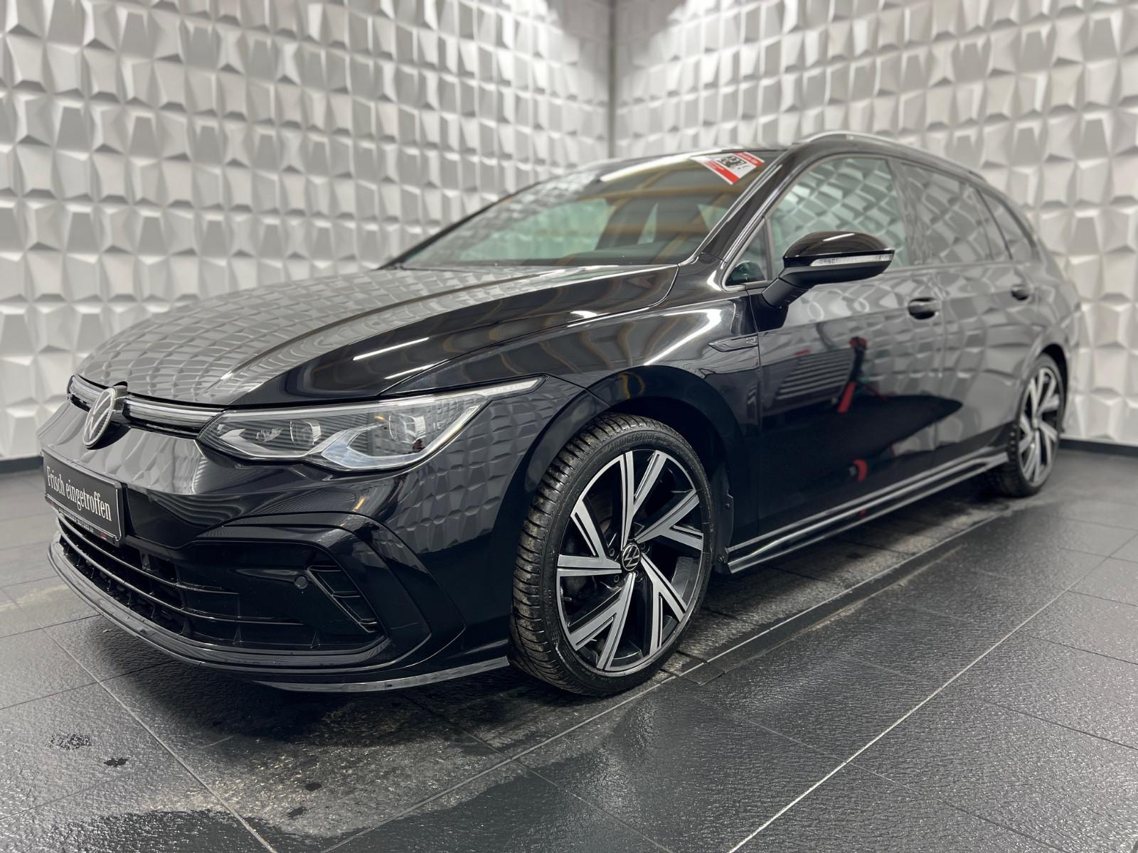 Volkswagen Golf VIII Variant 1.5 TSI R-Line/LED/ACC/AHK/NAV