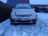 Mercedes-Benz A 170 Automatik SHZ Temp Panoramadach 105 ... - Mercedes-Benz A 170 von privat
