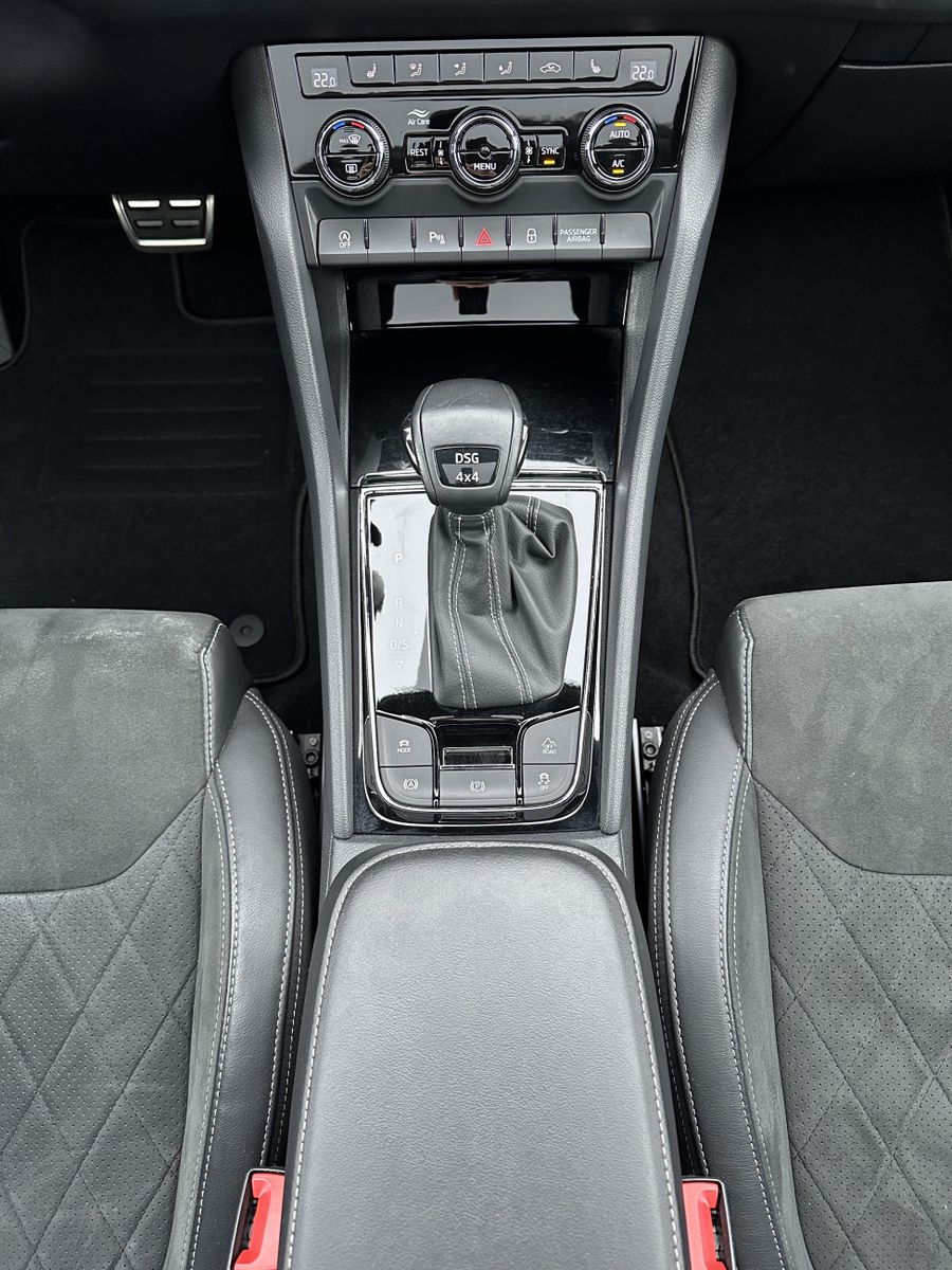 Fahrzeugabbildung SKODA Kodiaq 2.0 TDI 4x4 DSG Sportline NAV+LED+ACC+KAM