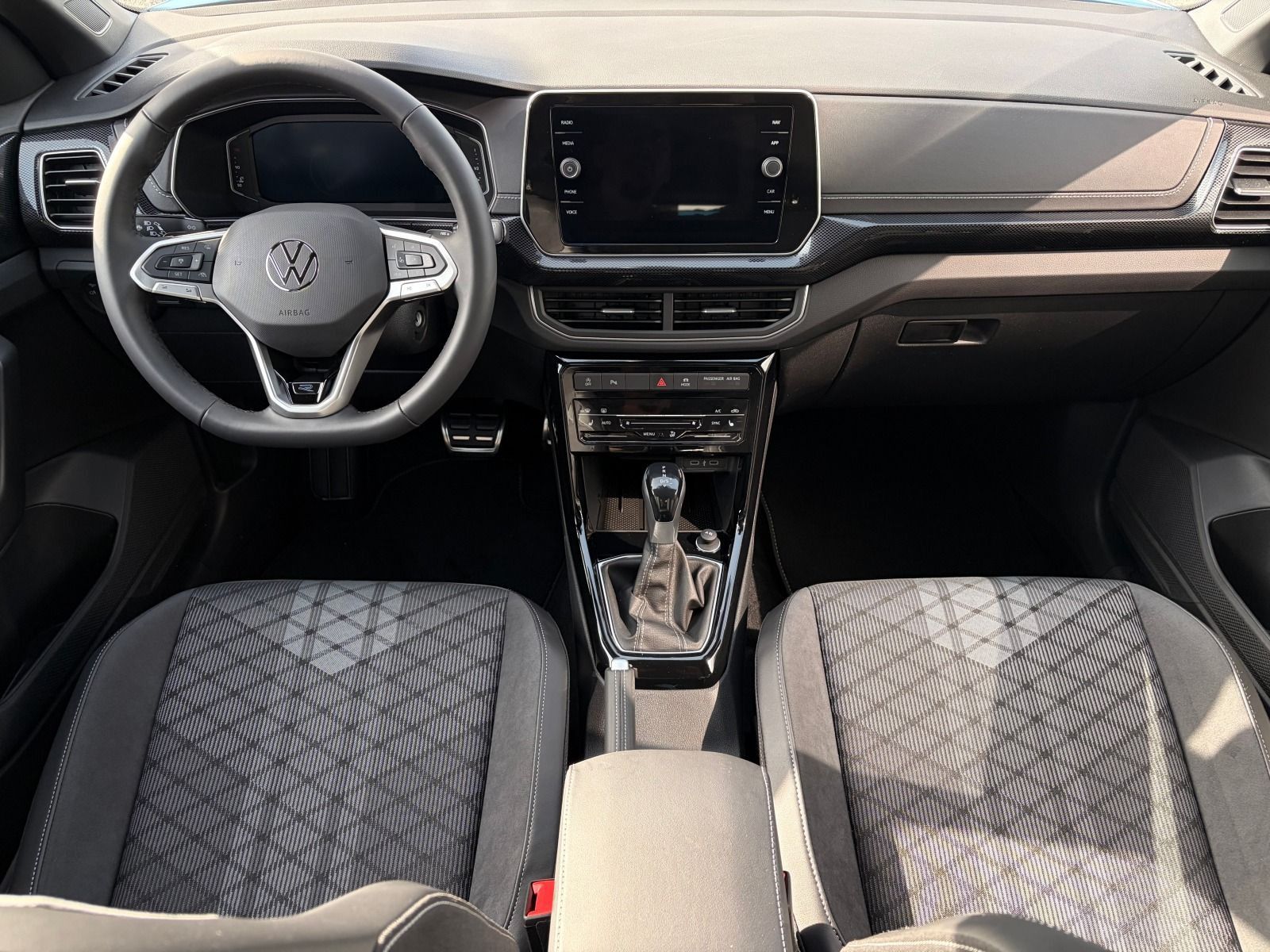 Volkswagen T-Cross - Bild 6
