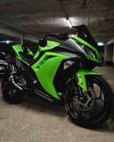 Kawasaki Ninja 300 - KAWASAKI 300
