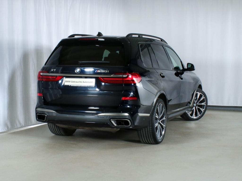 BMW X7 M50 i Aktivlenkung Pano StandHZG HUD Laser