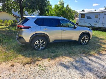 Nissan X-Trail - 4