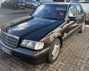 صورة 2 لـ 1998 Mercedes-BENZ C 180