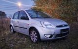 Ford Fiesta 1.4 16V Ghia Ghia MK5 - Ford Fiesta aus 2002: Ghia