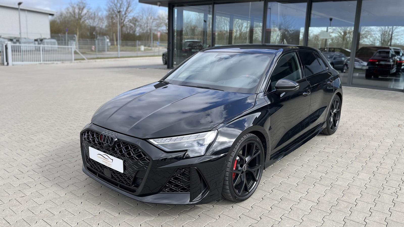 Audi RS 3 Sportback Pano HUD Sportabgas Matrix ABT Po