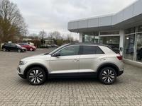 Volkswagen T-Roc Life 2.0 TDI Move ACC PDC Navi LED GJR