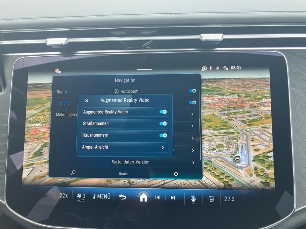 Fahrzeugabbildung Mercedes-Benz E 220 d T AMG*NIGHT*MEMO*KEYL*BURM*DIGITAL-LIGHT