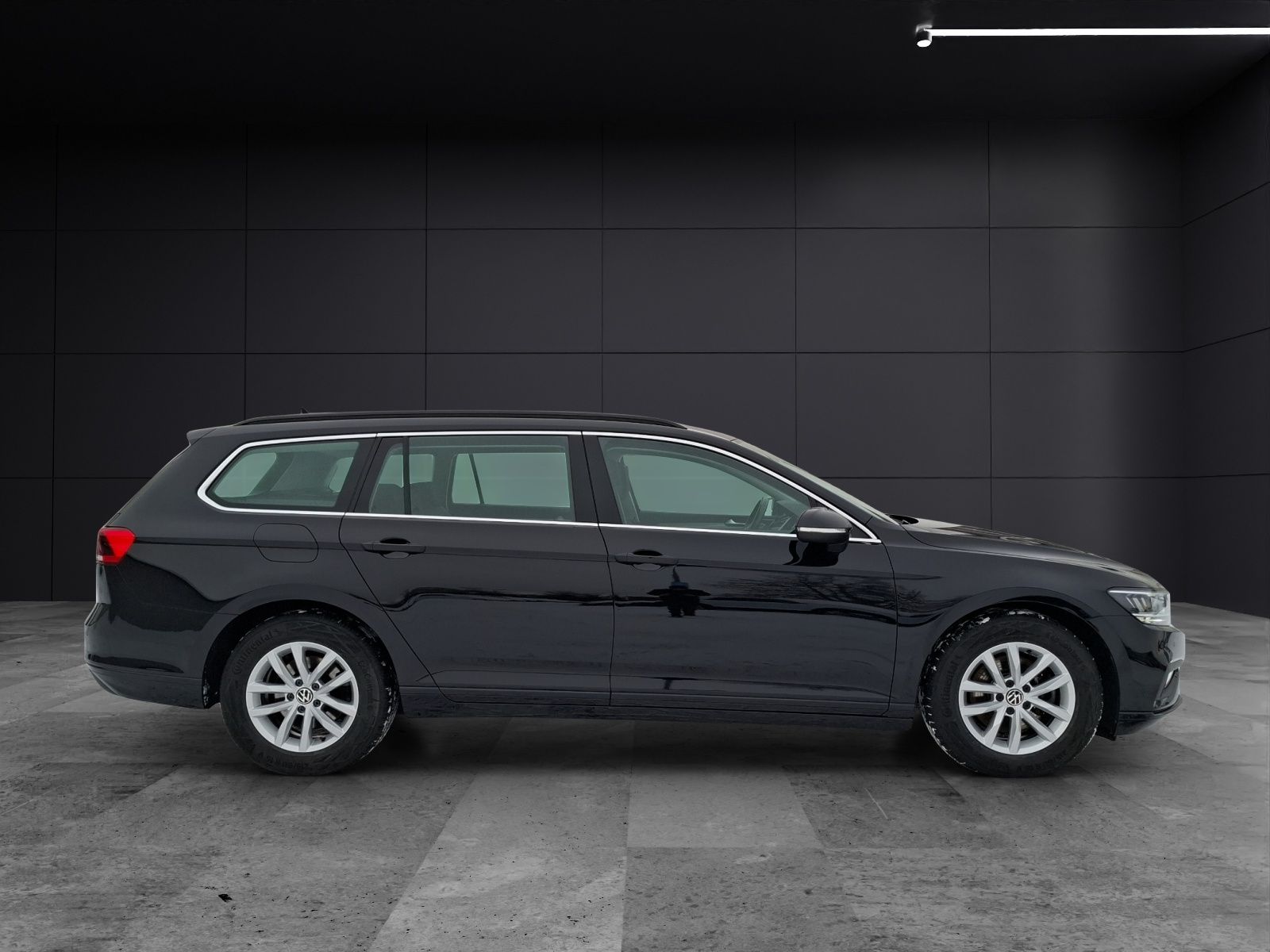 Fahrzeugabbildung Volkswagen Passat Variant TSI Business DSG LED Navi AID ACC