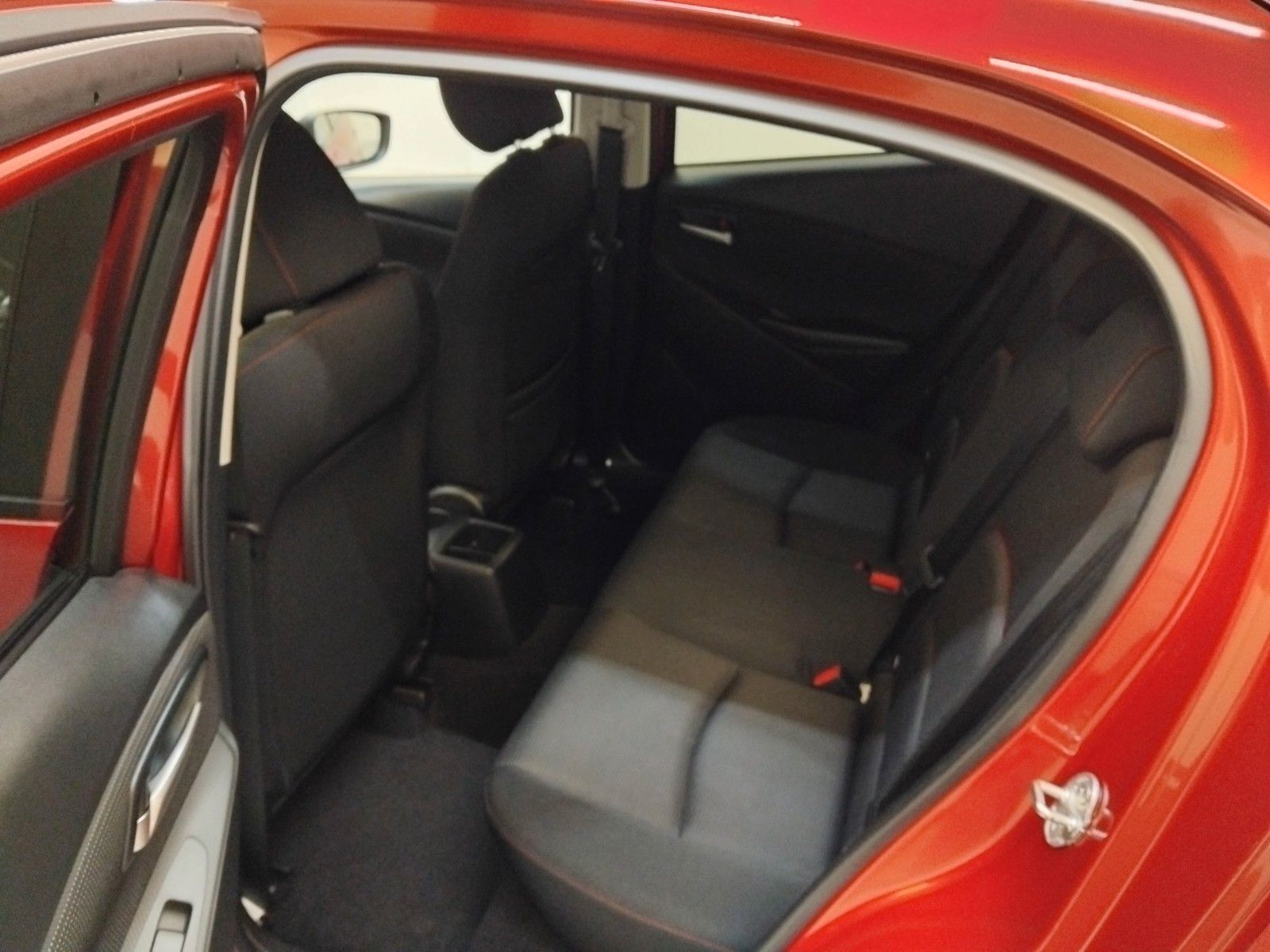 Mazda 2 (06/2026, Benzin)