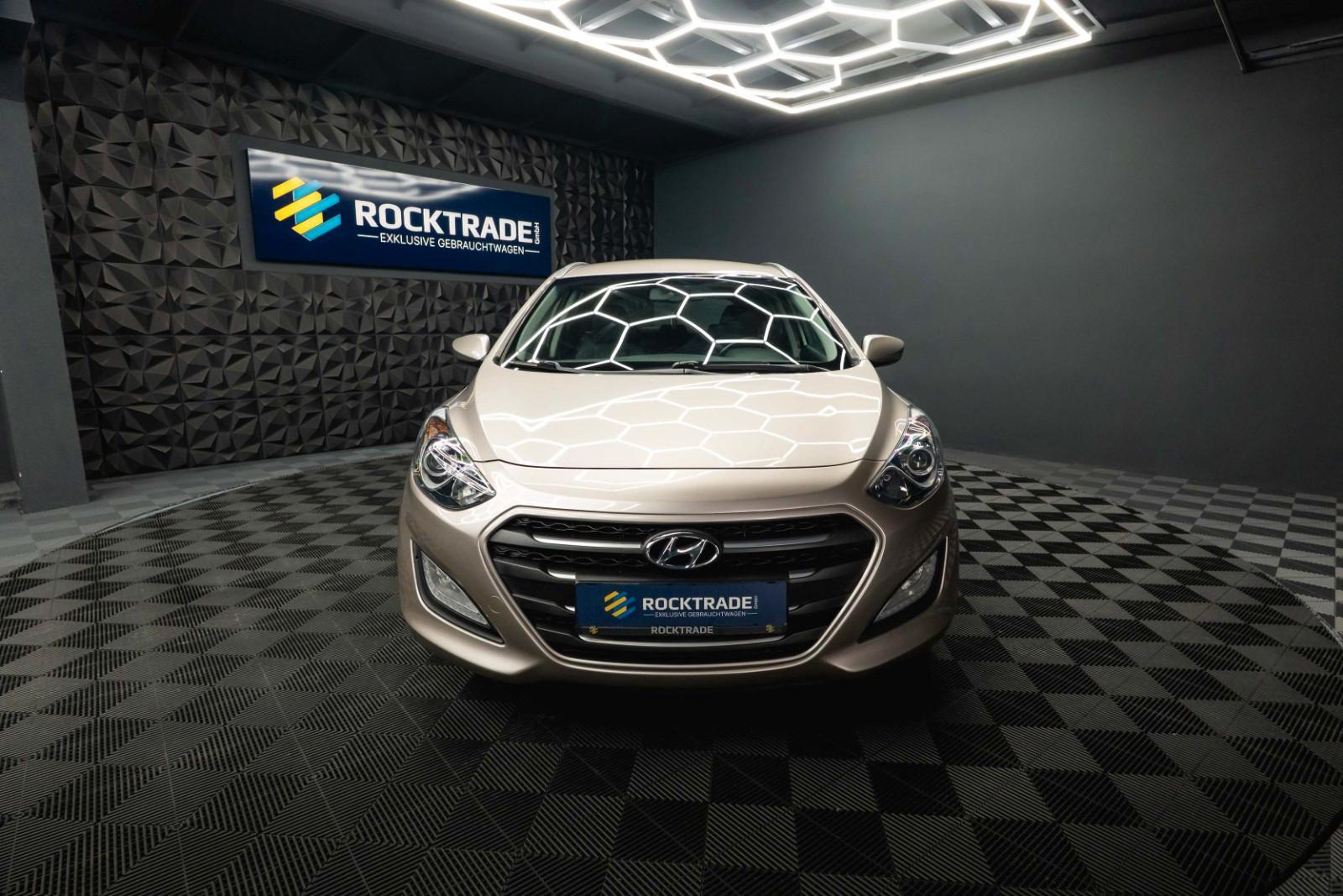 Hyundai i30 cw blue Trend | 1.Hand | LED | AHK | LHZ