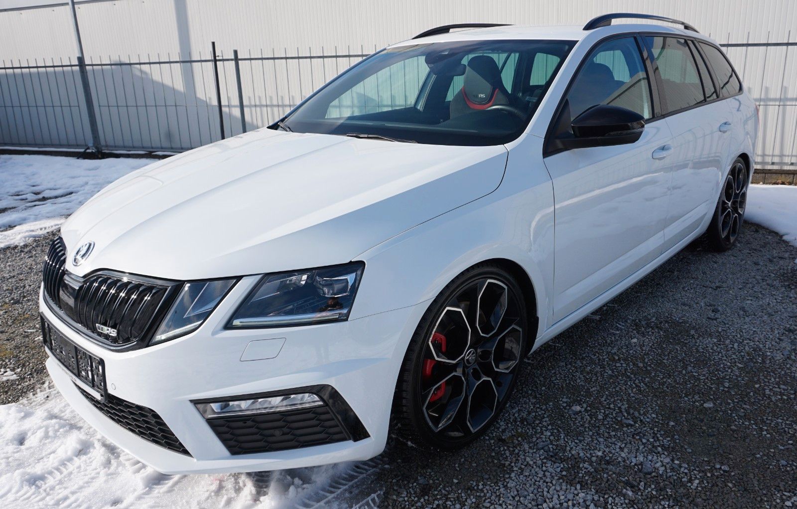 Fahrzeugabbildung SKODA Octavia Combi RS,DSG, Navi,ACC,Memory,LED,+WR