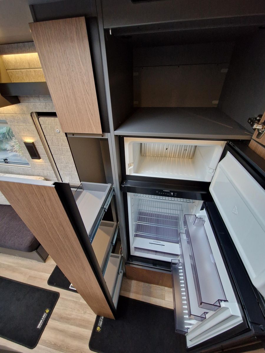 Fahrzeugabbildung Niesmann + Bischoff Arto 88 Verfügbar ab Okt. 2026