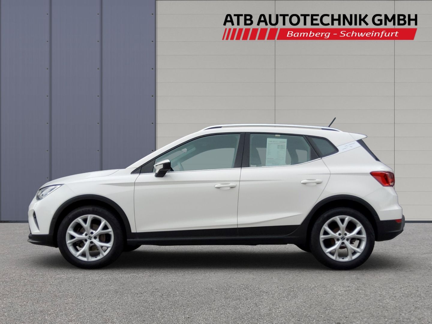 Fahrzeugabbildung SEAT Arona FR, Sportsitze, Einparkhilfe,Navi, Shz, Ka