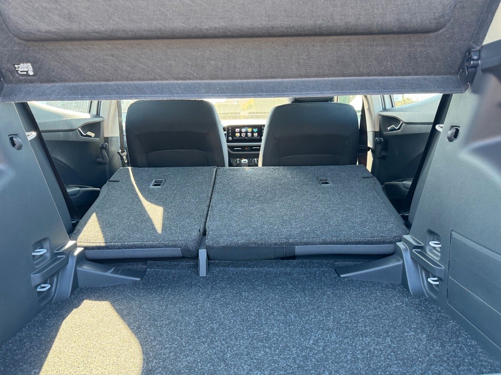 Fahrzeugabbildung SKODA Fabia Selection 1.0TSI