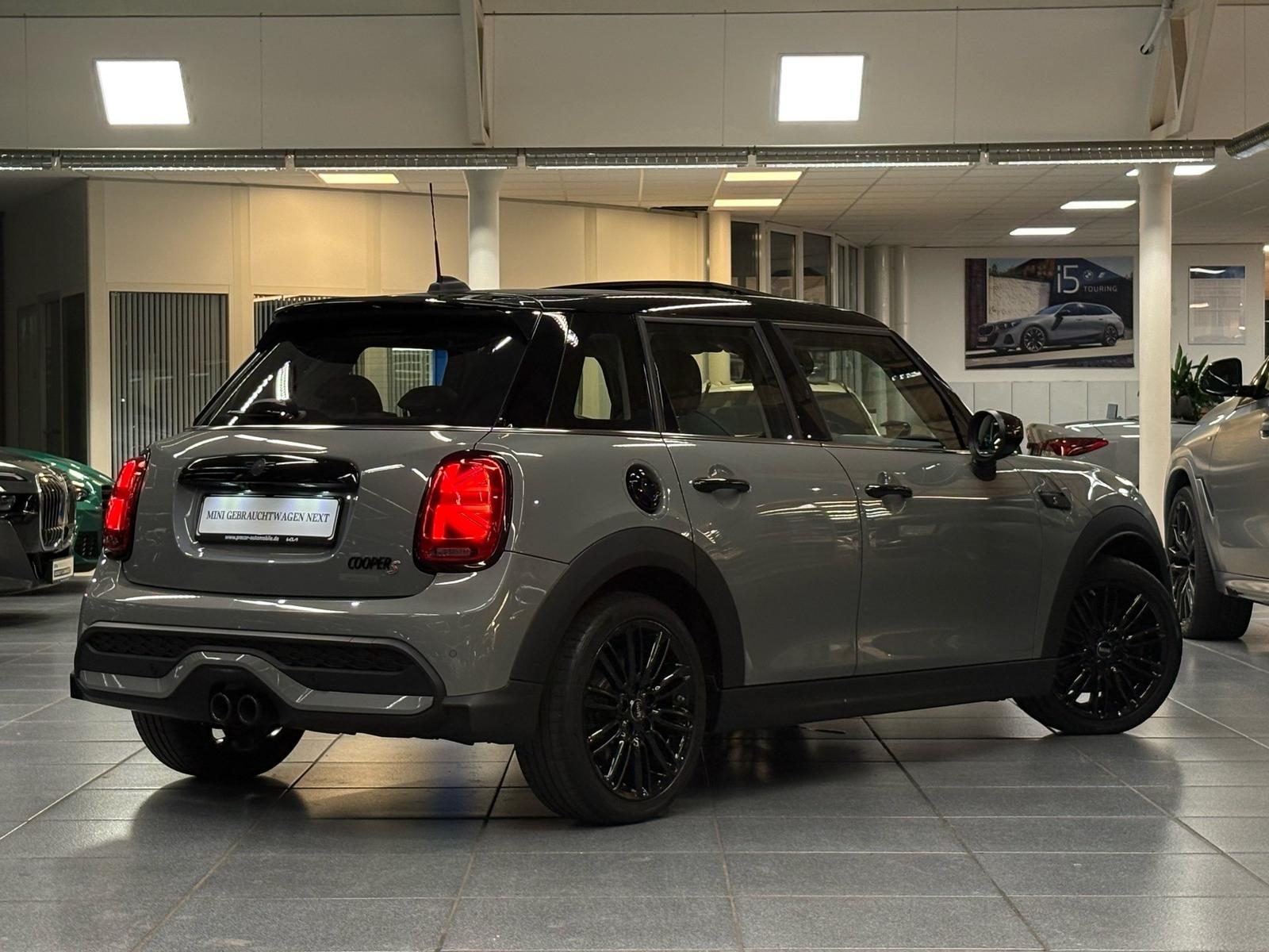 MINI Cooper S 5-Türer DA PA ACC RFK Pano HuD LED Navi