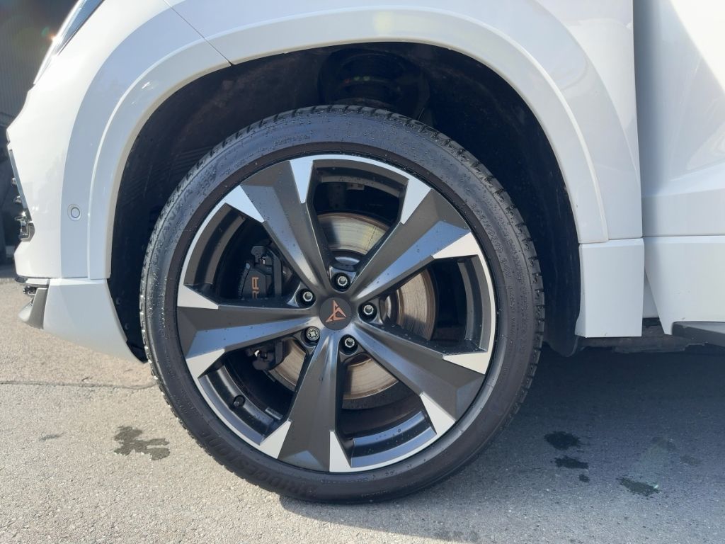 Fahrzeugabbildung CUPRA Ateca VZ LED WINTER PANORAMADACH RÜKFAHRKAMERA