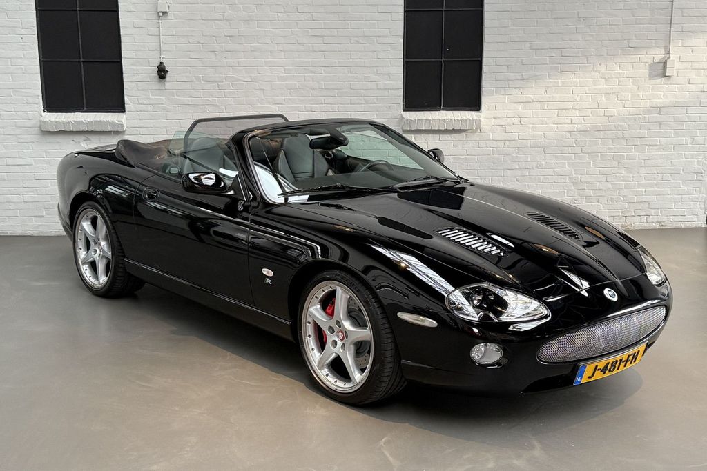 Jaguar XKR