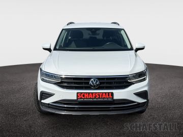 Volkswagen Tiguan - 9