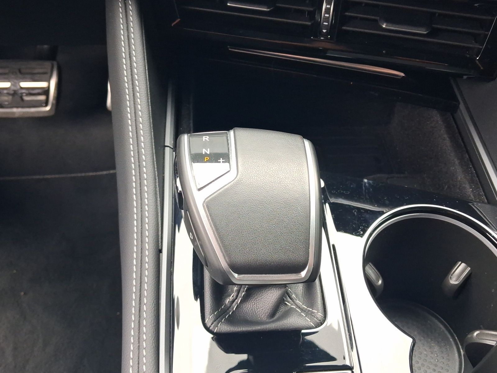 Volkswagen Touareg - Bild 11
