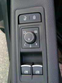 Volkswagen Multivan Generation Six AHK-LEDER-BI-Xenon
